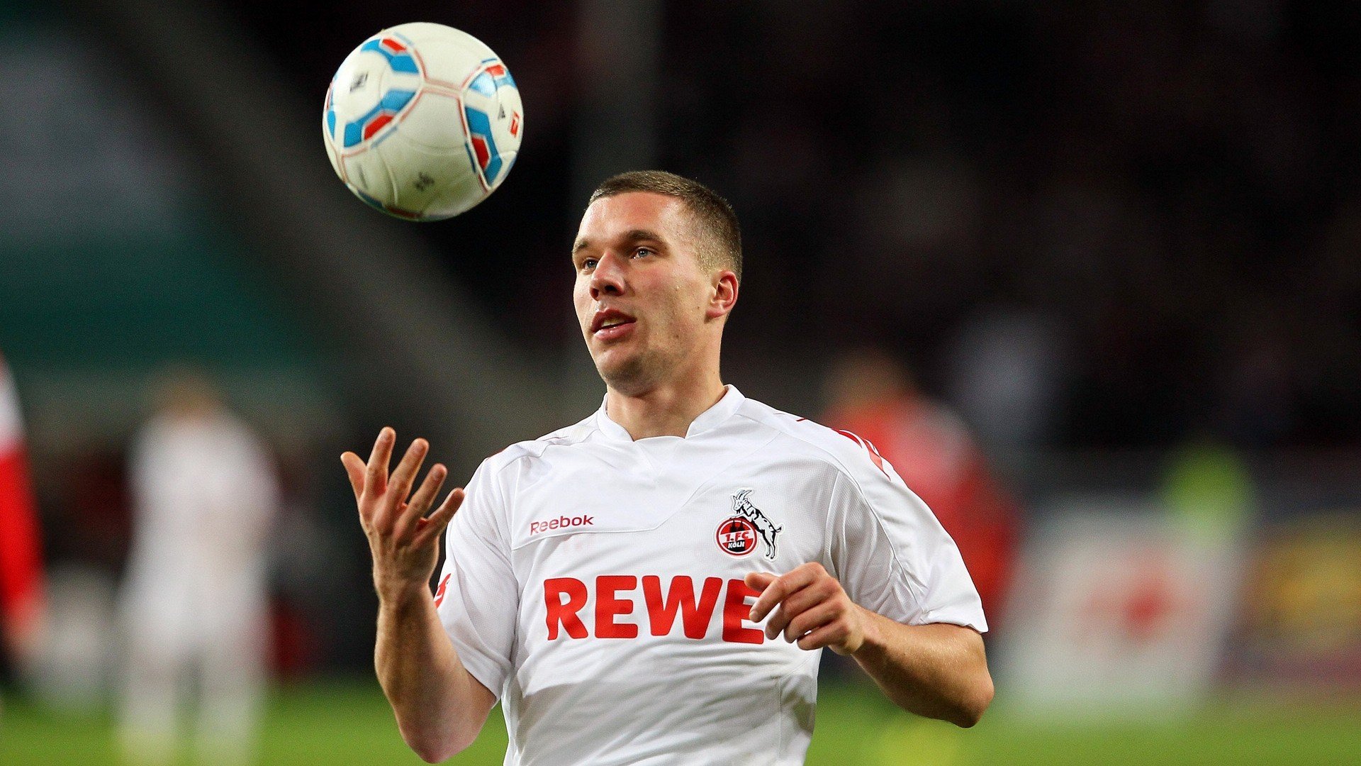 德甲:拜仁补时绝杀多特,积分榜格局剧变,德甲拜仁vs多特今天比赛结果